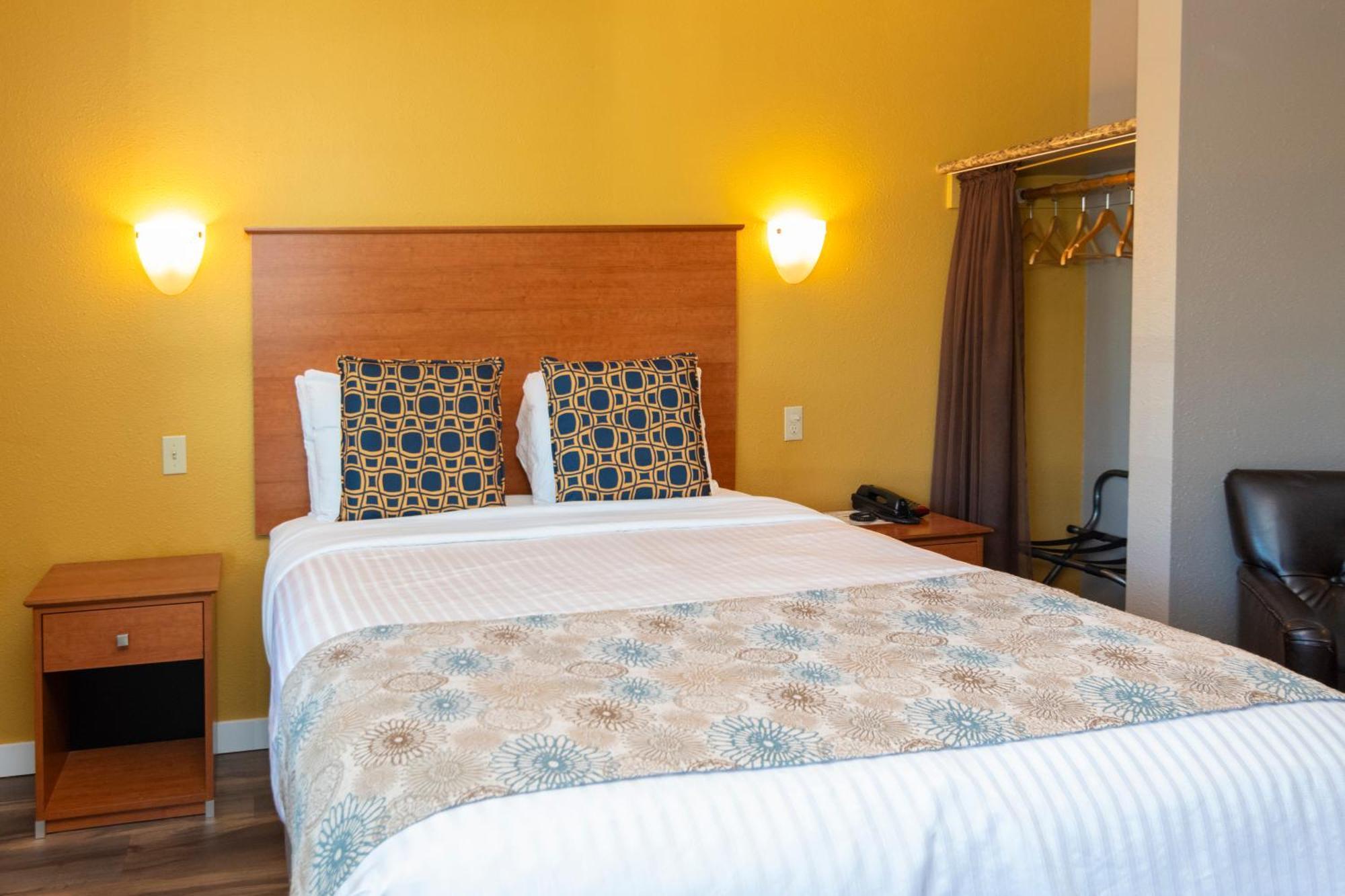 Nordic Inn And Suites ポートランド エクステリア 写真