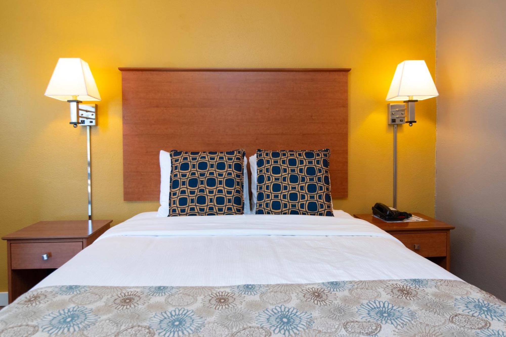 Nordic Inn And Suites ポートランド エクステリア 写真