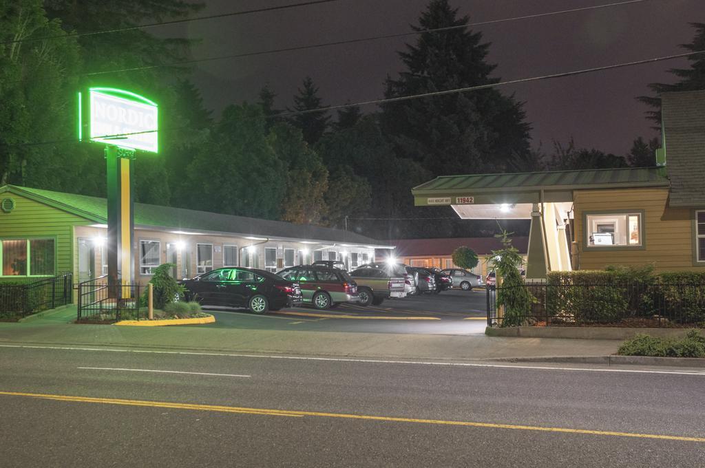 Nordic Inn And Suites ポートランド エクステリア 写真