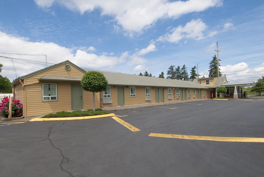 Nordic Inn And Suites ポートランド エクステリア 写真