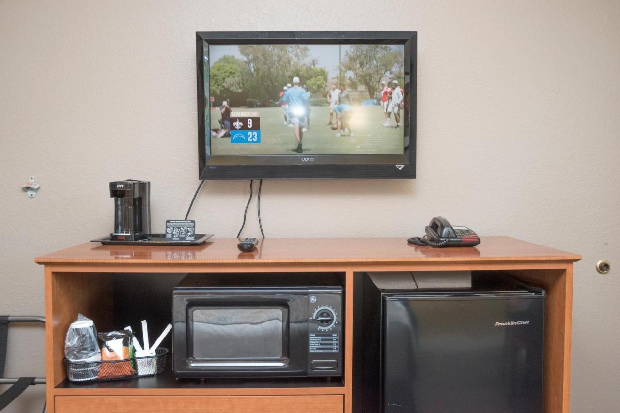 Nordic Inn And Suites ポートランド エクステリア 写真